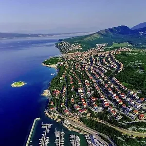 apartments-vita.primorje-gorskikotar.com/