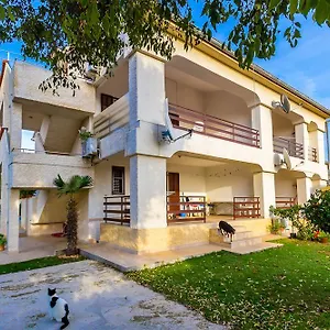 apartments-milka-medulin.in-istria.net/